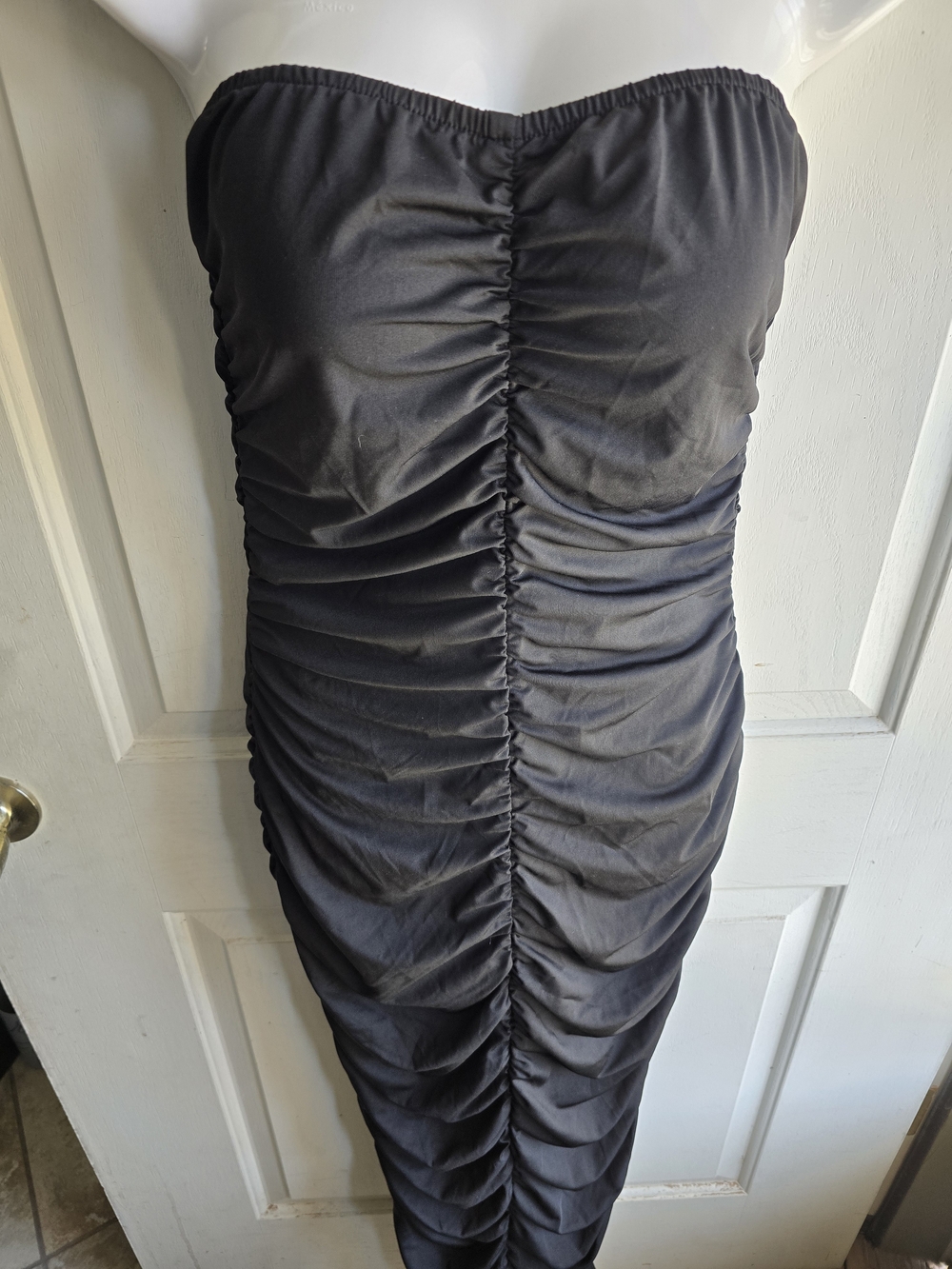 SHEIN Black Strapless Ruched Midi Dress